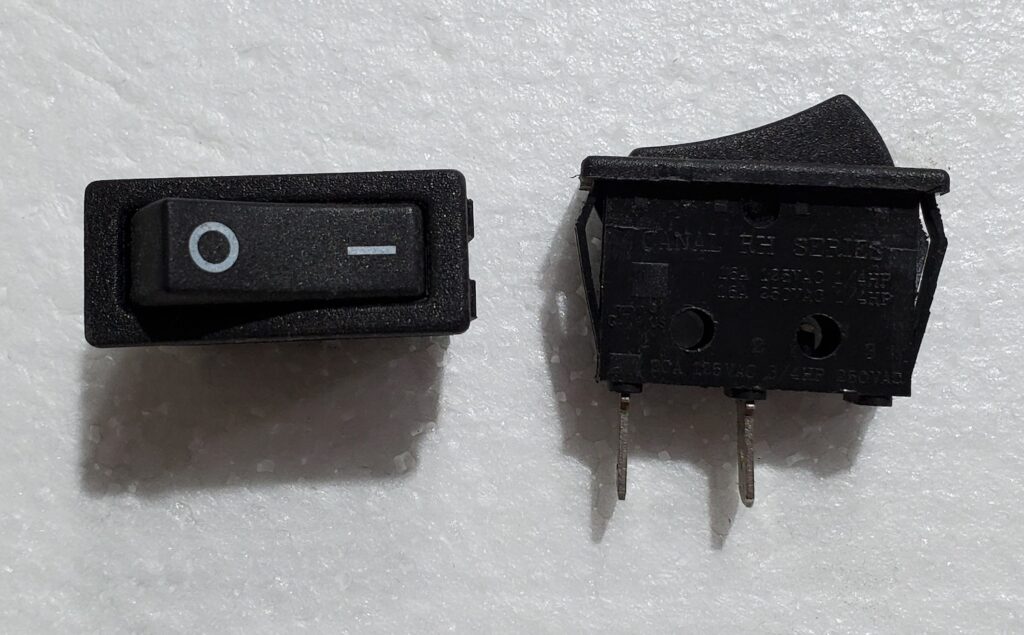UM12LB - ROCKER SWITCH FOR LIGHT - 2 STAGE (ON/OFF) - BLACK | Cyclone